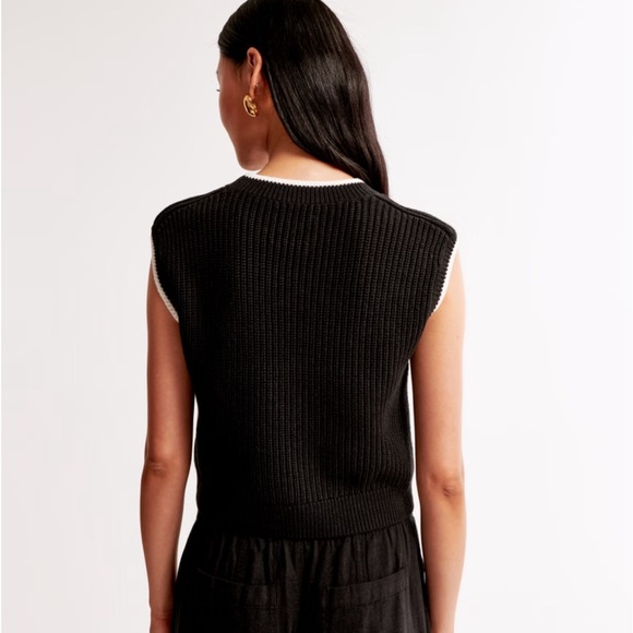 Abercrombie & Fitch Cable Knit Acadmia Crew Sweater Vest Black White Trim Sz L - Picture 2 of 13